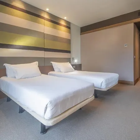 Blau Caldas 4* 奥维耶多